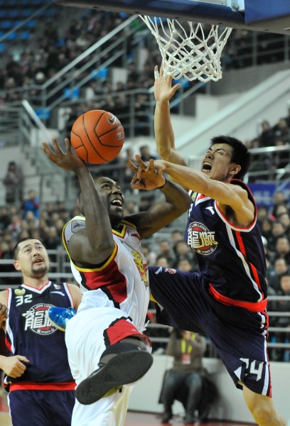 两翼与中路 两翼与中路