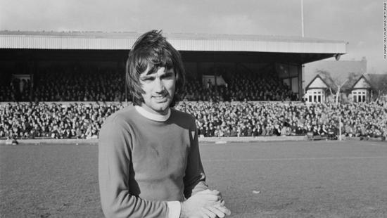 关于山本由 关于山本由